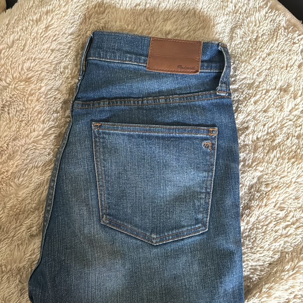 Madewell 9” High Riser Jean - Picture 3 of 5